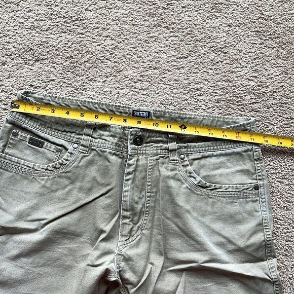 KUHL Outkast Canvas Pants Men’s 34x30 Workwear Outdoor Hiking Khaki Cargo - Picture 5 of 14